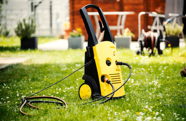 Best Sign and Awning Cleaning  in Avenal, CA